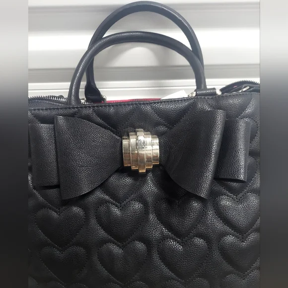 Women's Betsey Johnson XOXO Bow Tote Handbag Satchel  multi  compartments Black - Picture 2 of 10